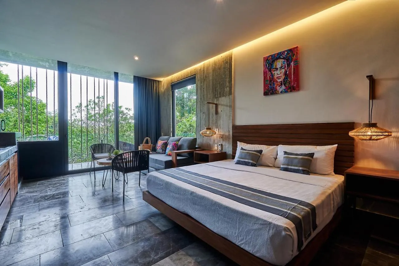 Apartment James Bond - Centric Studio & Private Plunge Pool & Beach Club Access Tulum