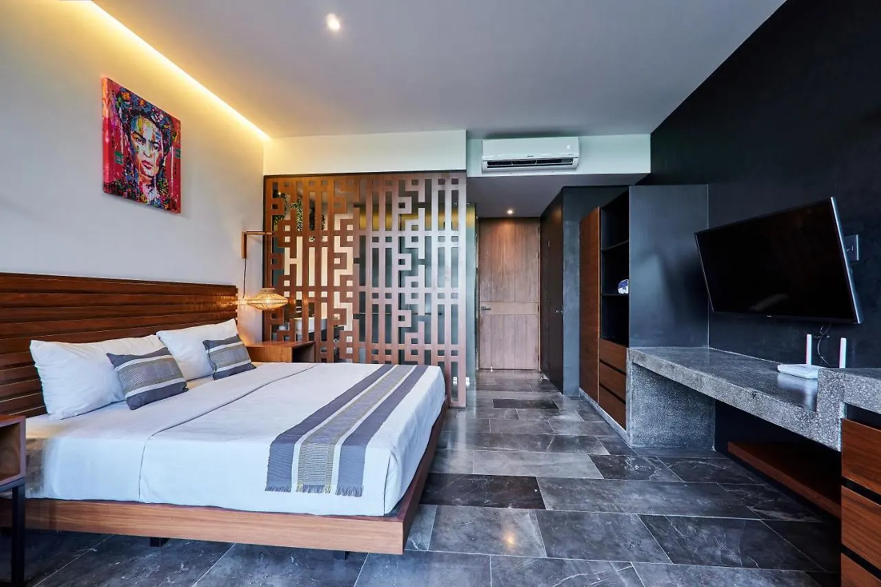 Apartment James Bond - Centric Studio & Private Plunge Pool & Beach Club Access Tulum Mexico
