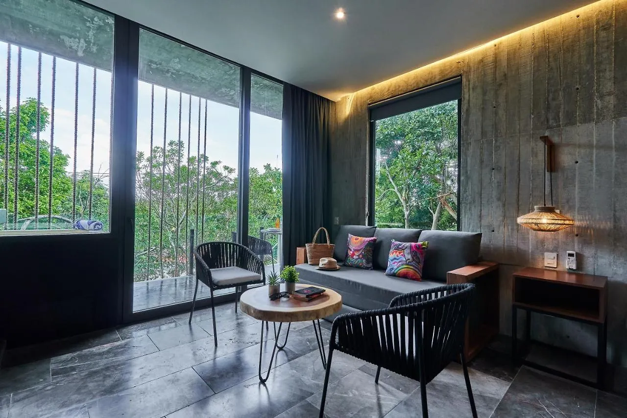 Apartment James Bond - Centric Studio & Private Plunge Pool & Beach Club Access Tulum