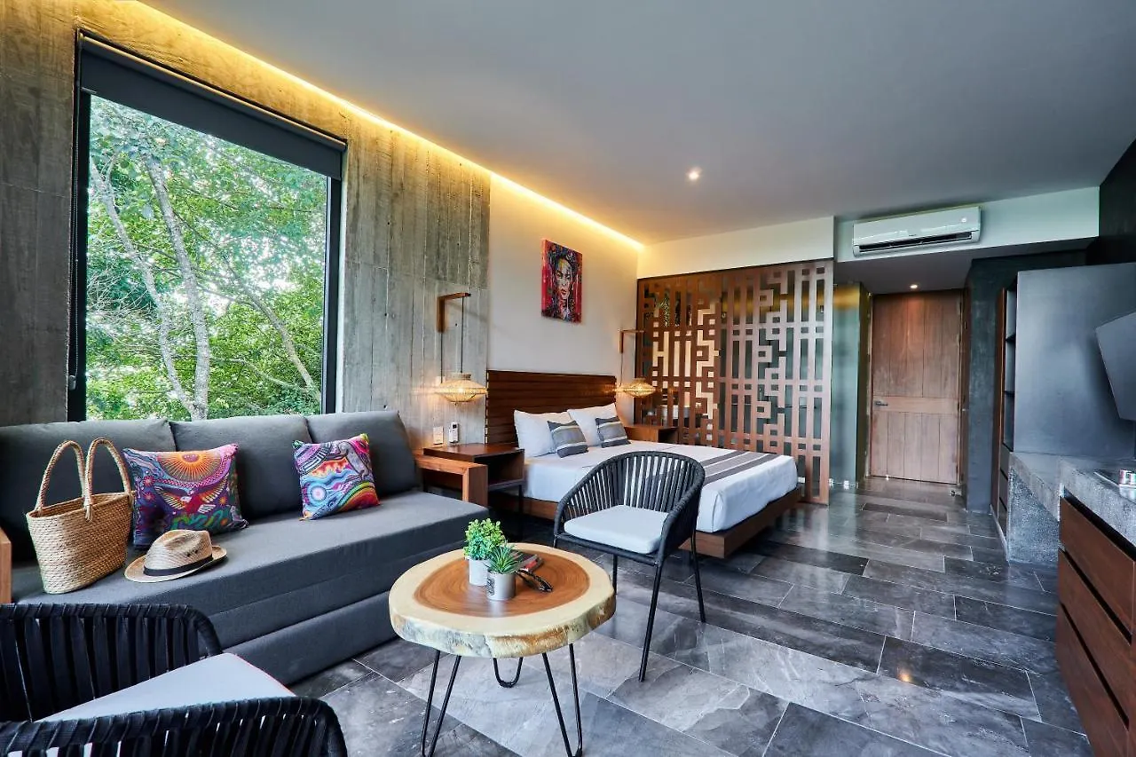James Bond - Centric Studio & Private Plunge Pool & Beach Club Access Tulum 0*,